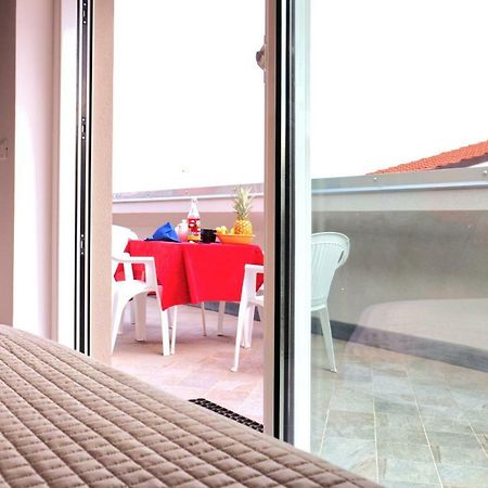 Apartamento Attico Mutti Loano Exterior foto