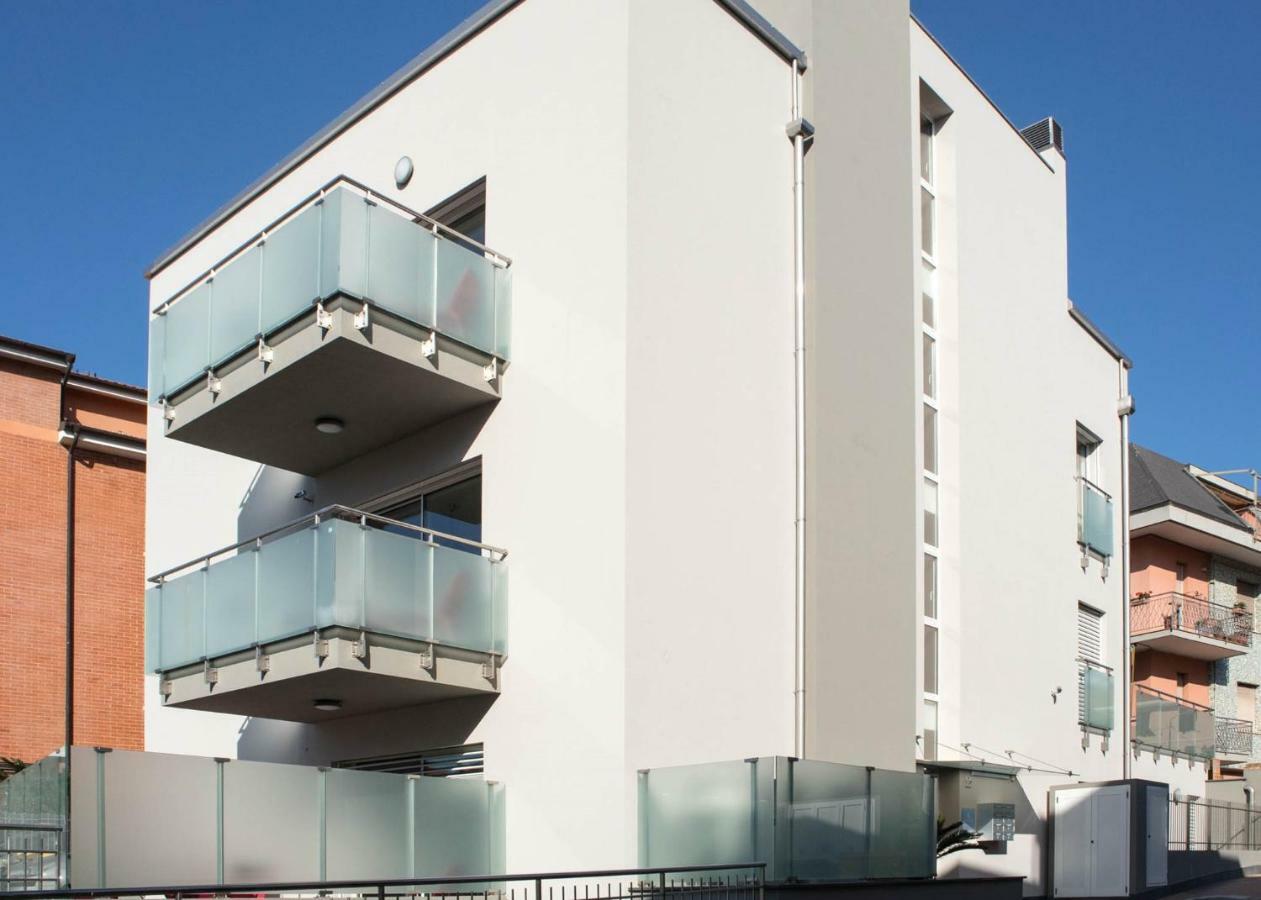 Apartamento Attico Mutti Loano Exterior foto